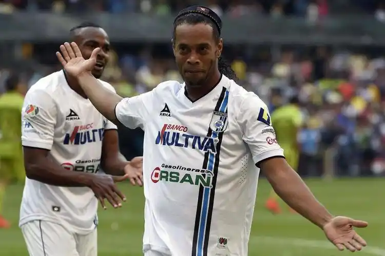 着实引人注 着实引人注